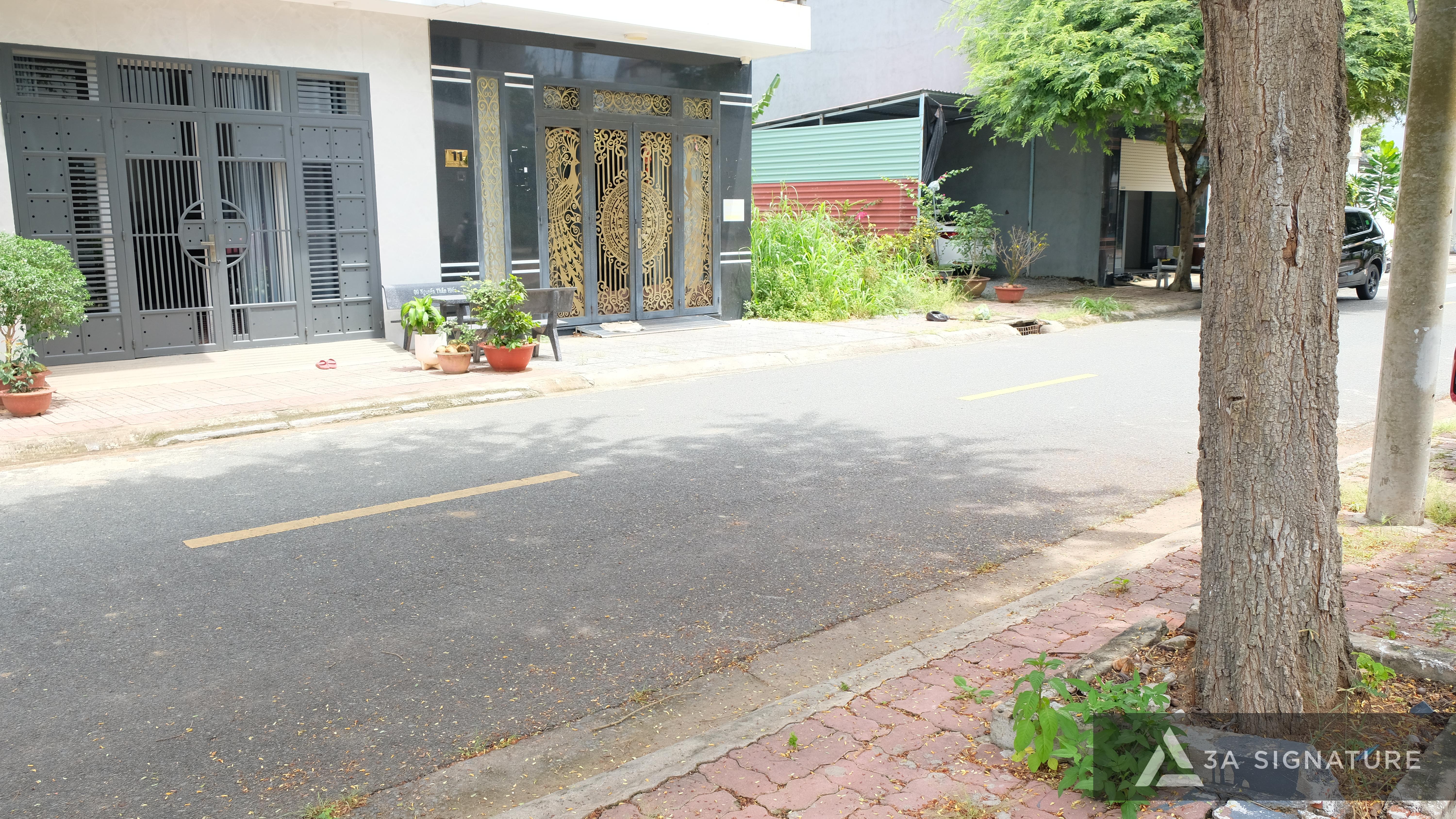 hien-trang-mat-tien-khu-dat-huong-bac-han-che-nang-gat-buoi-chieu-nen-nhiet-on-dinh-thuan-loi-thiet-ke-vi-khi-hau-va-lay-sang