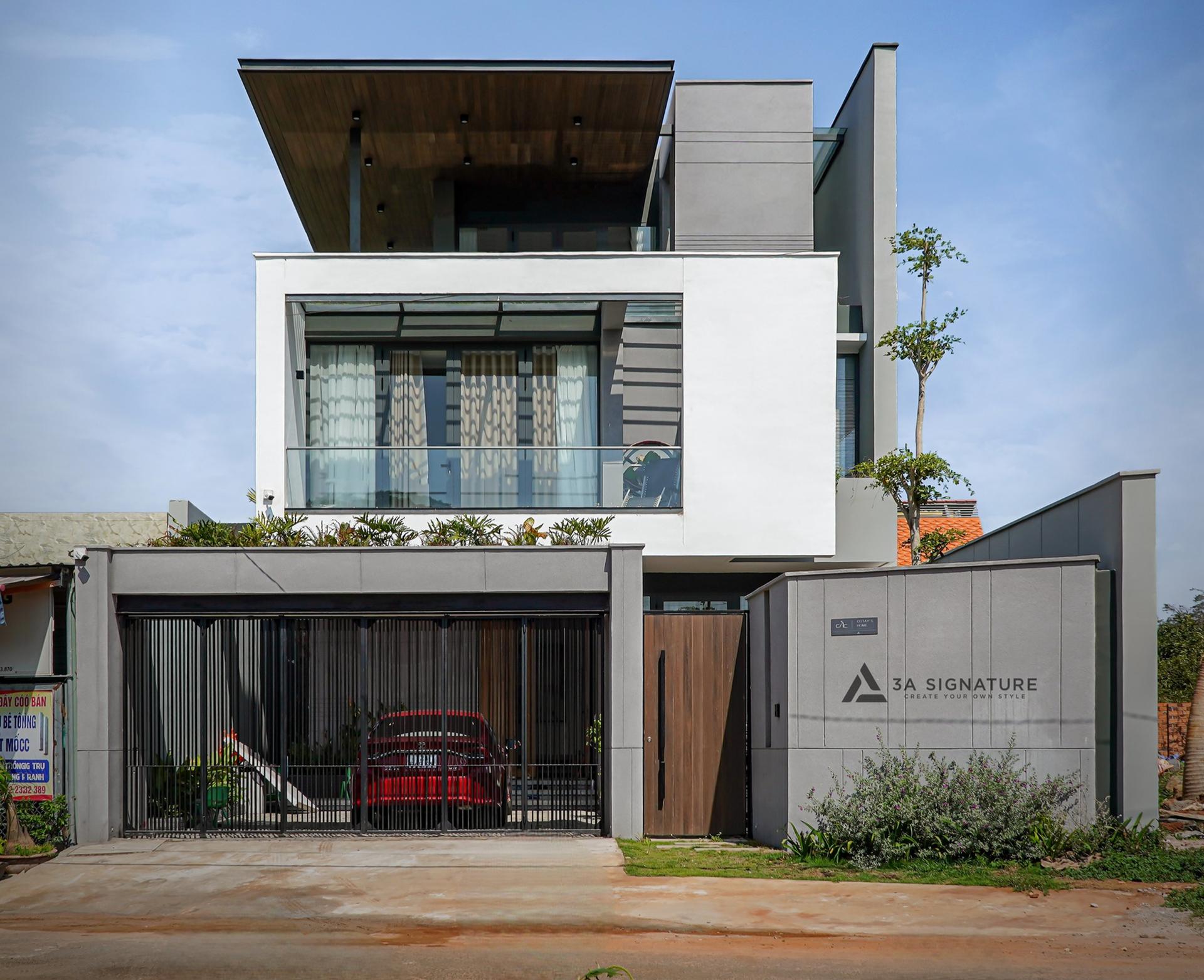 H Villa thi cong hoan thien thumb 4x scaled 1