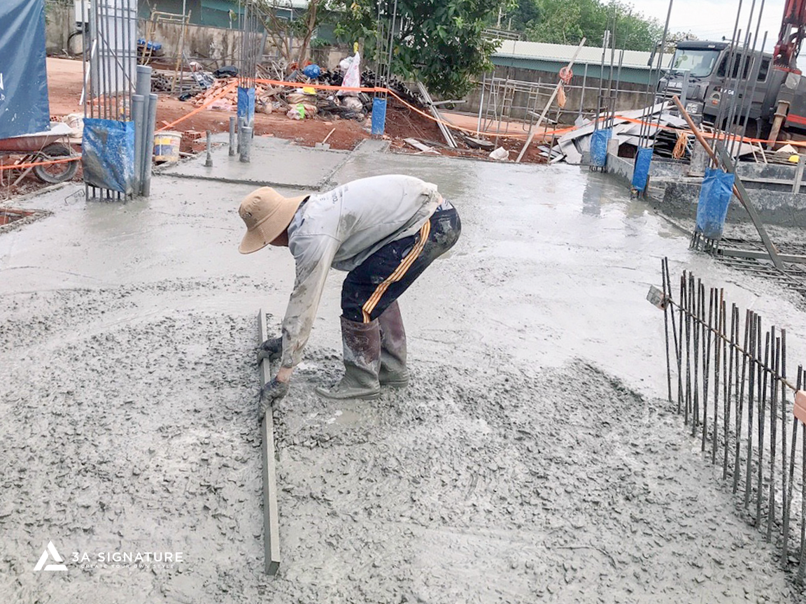 thi-cong-nha-mua-mua-can-lap-ke-hoach-linh-hoat-theo-thoi-tiet-dam-bao-tien-do-do-be-tong-va-toi-uu-hieu-qua-cong-viec-khong-bi-gian-doan